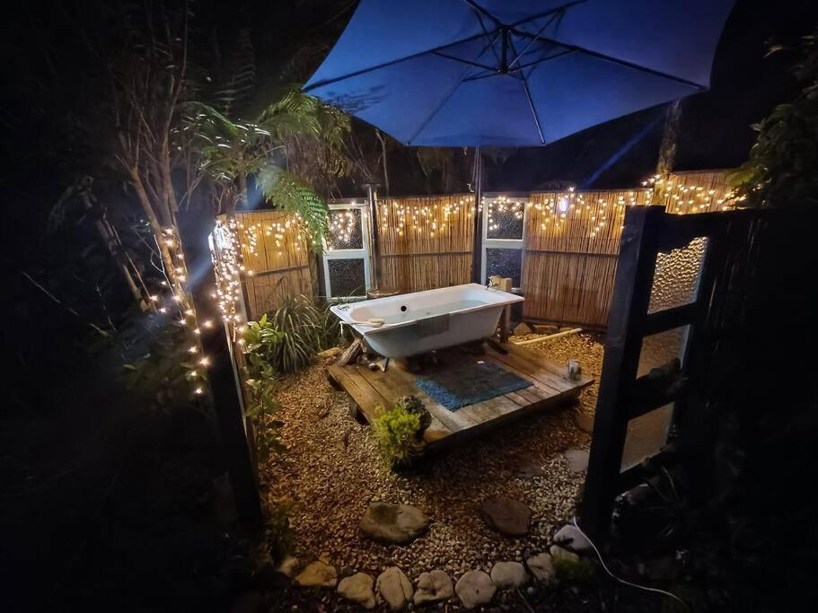 Gumboot Paradise Eco Stay Barrytown Екстер'єр фото