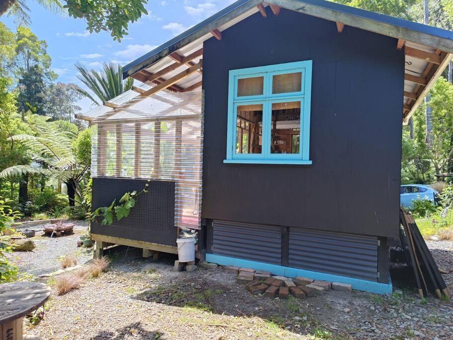 Gumboot Paradise Eco Stay Barrytown Екстер'єр фото