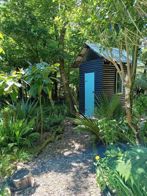 Gumboot Paradise Eco Stay Barrytown Екстер'єр фото
