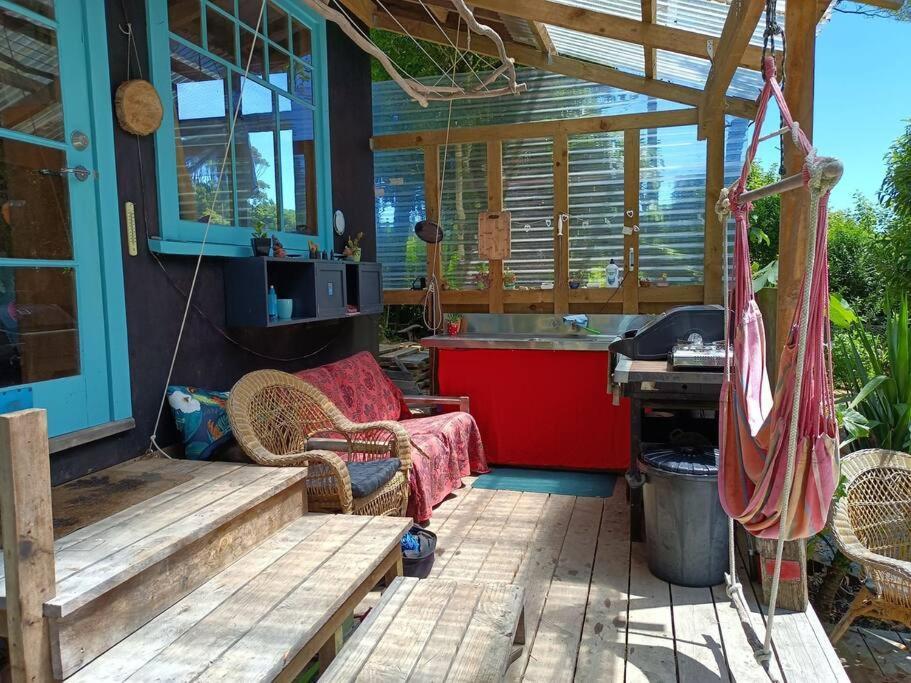 Gumboot Paradise Eco Stay Barrytown Екстер'єр фото