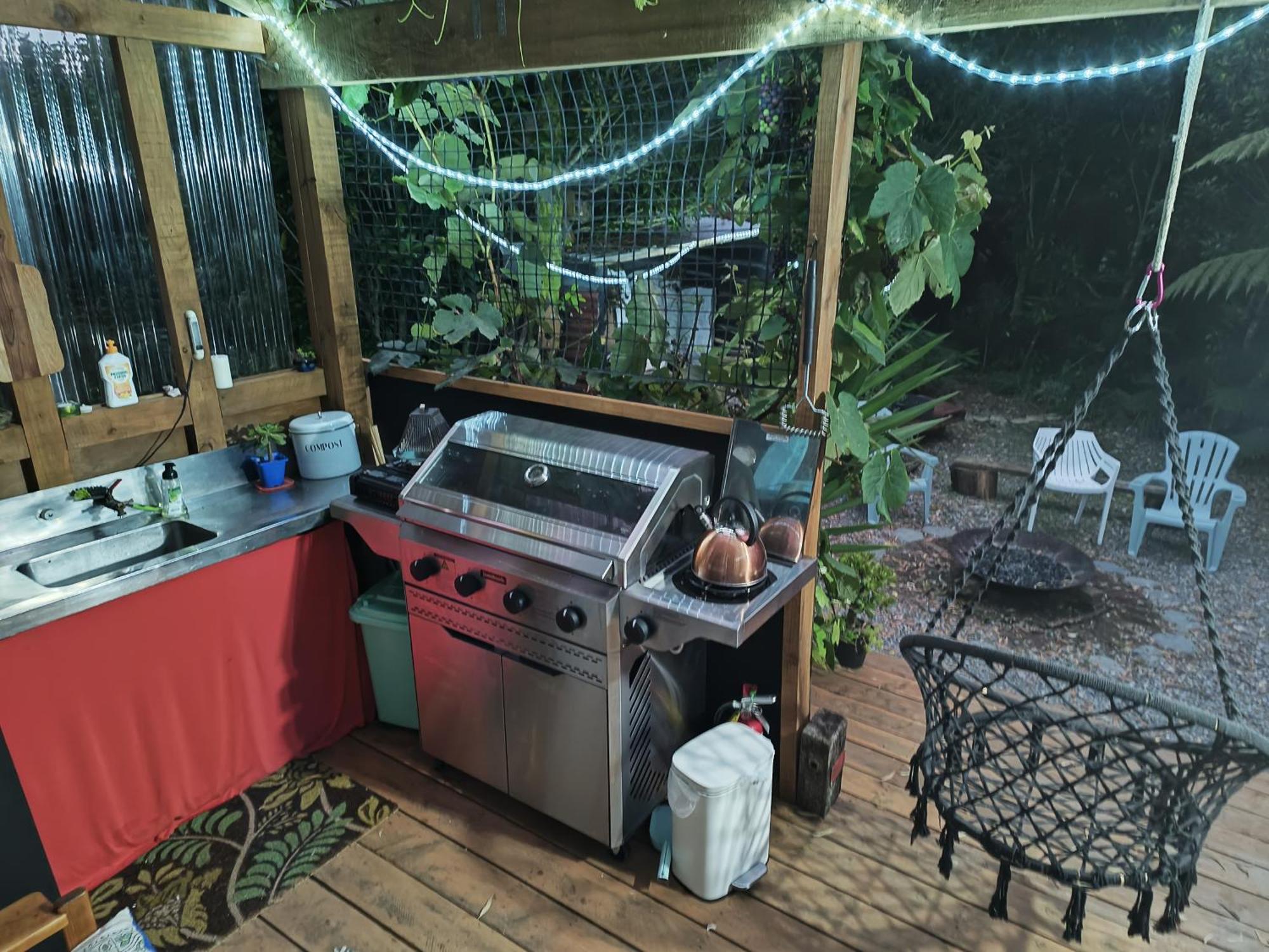 Gumboot Paradise Eco Stay Barrytown Екстер'єр фото